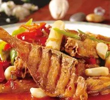 Dry-Braised Skinless Fish