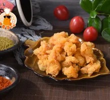 Secret-Recipe Fried Pig Feet and Chicken Gizzard