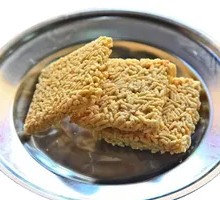 Salty Glutinous Rice Crackers