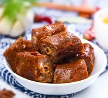 Spicy Braised Duck Neck