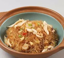 Dry-Boiled Seafood Vermicelli Pot