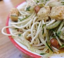 Mixed cold noodles and rice vermicelli
