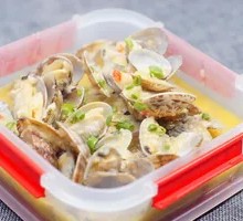 Spicy Stir-Fried Clams