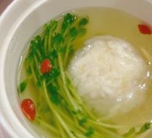 Clear and Elegant Double Fish Lion's Head