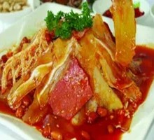 Spicy Sichuan Beef and Ox Tripe in Sour Soup