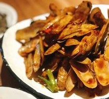 Spicy Stir-Fried Clams