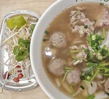 Signature Train Head Vietnamese Noodle
