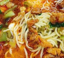 Liu Xian Pig's Trotter and Pork Ball Noodles