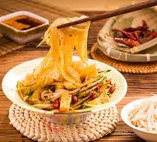 Spicy Chicken Noodles with Hand-Rolled Rice Noodles