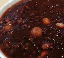 Longan Red Bean Black Rice Porridge