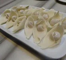 Braised Wontons with Shepherd's Purse