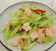 Water Chestnut and Asparagus Shrimp