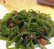 Thin seaweed strips