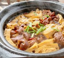Stewed Intestine and Tofu Pot