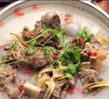 Health-Preserving Bone Pot