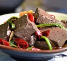 Stir-fried Duck Blood with Garlic