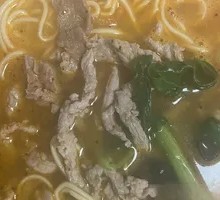 Green Pepper Shredded Pork Noodles