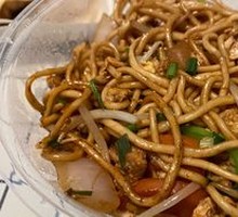 Three Delicacies Stir-Fried Noodles