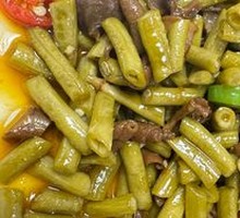 Sour Cowpea Stir-fried Chicken Offal