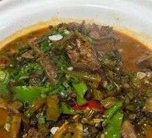 Pickled Vegetable Stewed Pigeon