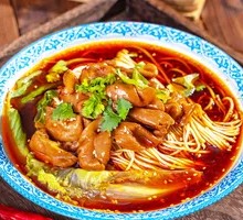 Large Intestine and Pig's Trotter Noodles
