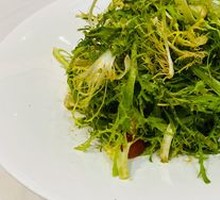 Cold-mixed bitter lettuce