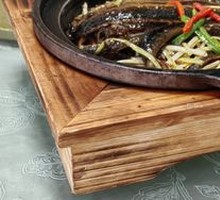 Black Pepper Stir-fried Soft Noodles with Shrimp