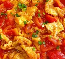 Scrambled Eggs with Tomatoes