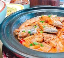 Braised Cutlassfish in Clay Pot