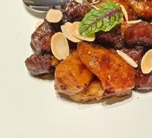 Hand-Beaten Rice Noodles with Beef Cubes