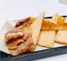 Cured Meat Fried Rice Crackers