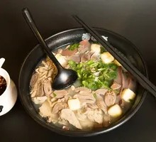 Duck Blood Vermicelli