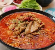 Spicy Pork Slices with Rice Noodles