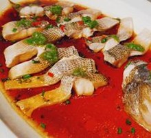 Steamed Sea Bass with Green Pepper Sauce