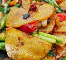 Spicy Potatoes in Dry Pot