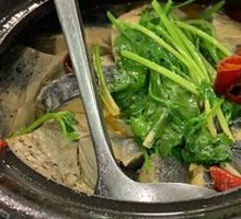 Stinky Tofu and Intestine Stew
