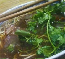 Beef tendon noodles