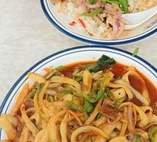 Stir-Fried Beef with Knife-Cut Noodles