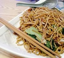 Three Delicacies Stir-Fried Noodles