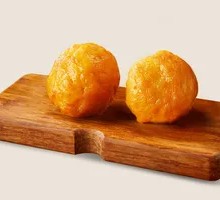 Crispy Pork Ribs with Egg