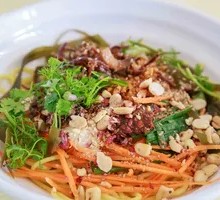 Vegetable Noodles Salad