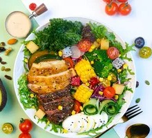 Grilled Chicken Breast Steak Salad Platter