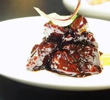 Slow-Cooked Snowflake Beef