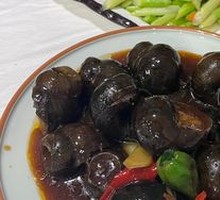 Snail Stuffed with Pork