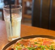 Black Truffle Air-Dried Ham Pizza