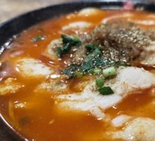 Sour Soup Chicken Noodles