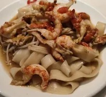 Crab-flavored Lobster Noodles