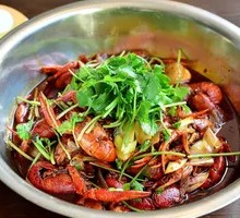 Spicy Thirteen-Spice Crawfish