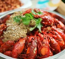 Garlic-Style Crawfish