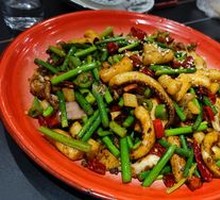 Spicy Squid Tentacles in Dry Pot